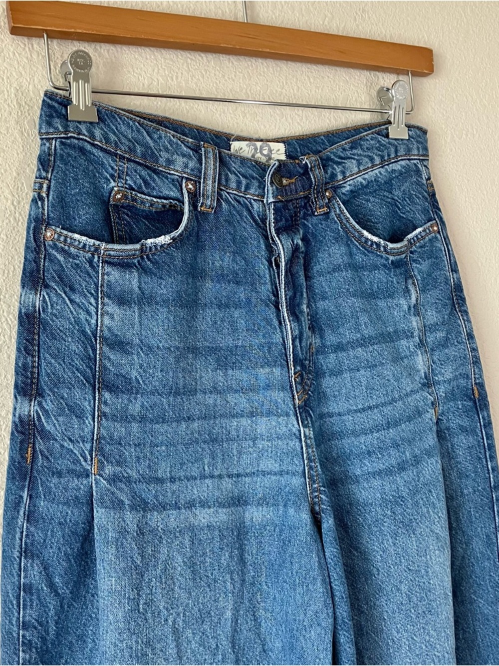 FREE PEOPLE We The Free Old West Wide Leg Jeans Size 29 Baggy Fray Hem Festival - Picture 10 of 13